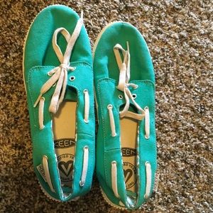 Women’s Keens Vegan Shoes